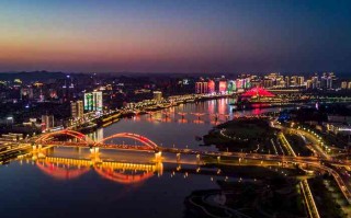 成都旅游攻略洪崖洞 洪崖洞风景？